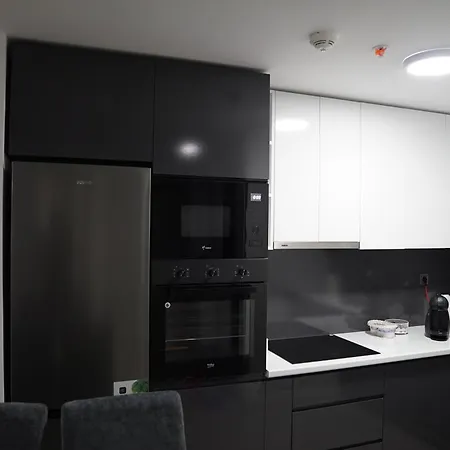 Skopje Sky City 19Th Floor Twin & 12Th Floor & 25Th Floor Apartments & With Pool & Spa & Gym & Parking Included In Price * Skopje