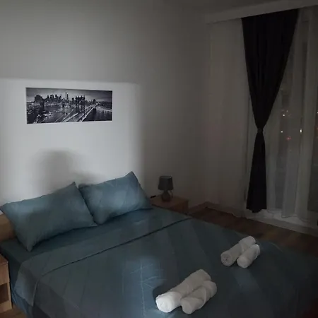 Skopje Sky City 19Th Floor Twin & 12Th Floor & 25Th Floor Apartments & With Pool & Spa & Gym & Parking Included In Price Apartment Skopje