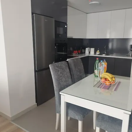 Skopje Sky City 19Th Floor Twin & 12Th Floor & 25Th Floor Apartments & With Pool & Spa & Gym & Parking Included In Price Skopje