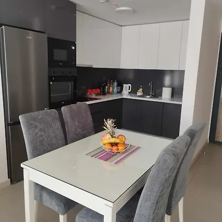 Apartament Skopje Sky City 19Th Floor Twin & 12Th Floor & 25Th Floor Apartments & With Pool & Spa & Gym & Parking Included In Price *