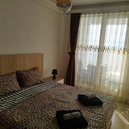 Skopje Sky City 19Th Floor Twin & 12Th Floor & 25Th Floor Apartments & With Pool & Spa & Gym & Parking Included In Price Apartment Skopje