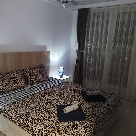 Apartment Skopje Sky City 19Th Floor Twin & 12Th Floor & 25Th Floor Apartments & With Pool & Spa & Gym & Parking Included In Price
