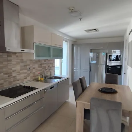 Apartment Skopje Sky City 19Th Floor Twin & 12Th Floor & 25Th Floor Apartments & With Pool & Spa & Gym & Parking Included In Price *
