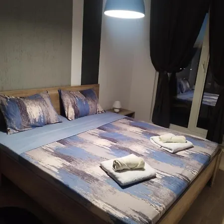 Skopje Sky City 19Th Floor Twin & 12Th Floor & 25Th Floor Apartments & With Pool & Spa & Gym & Parking Included In Price Apartment