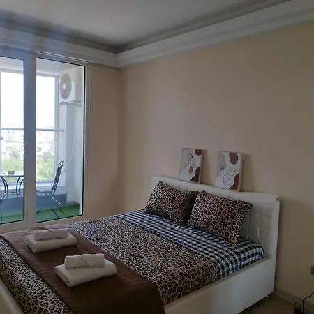 Skopje Sky Apartments & Floor 33Th & 25Th & 19Th & 13Th 12Th With Pool & Spa & Fitness & Parking Included In Price